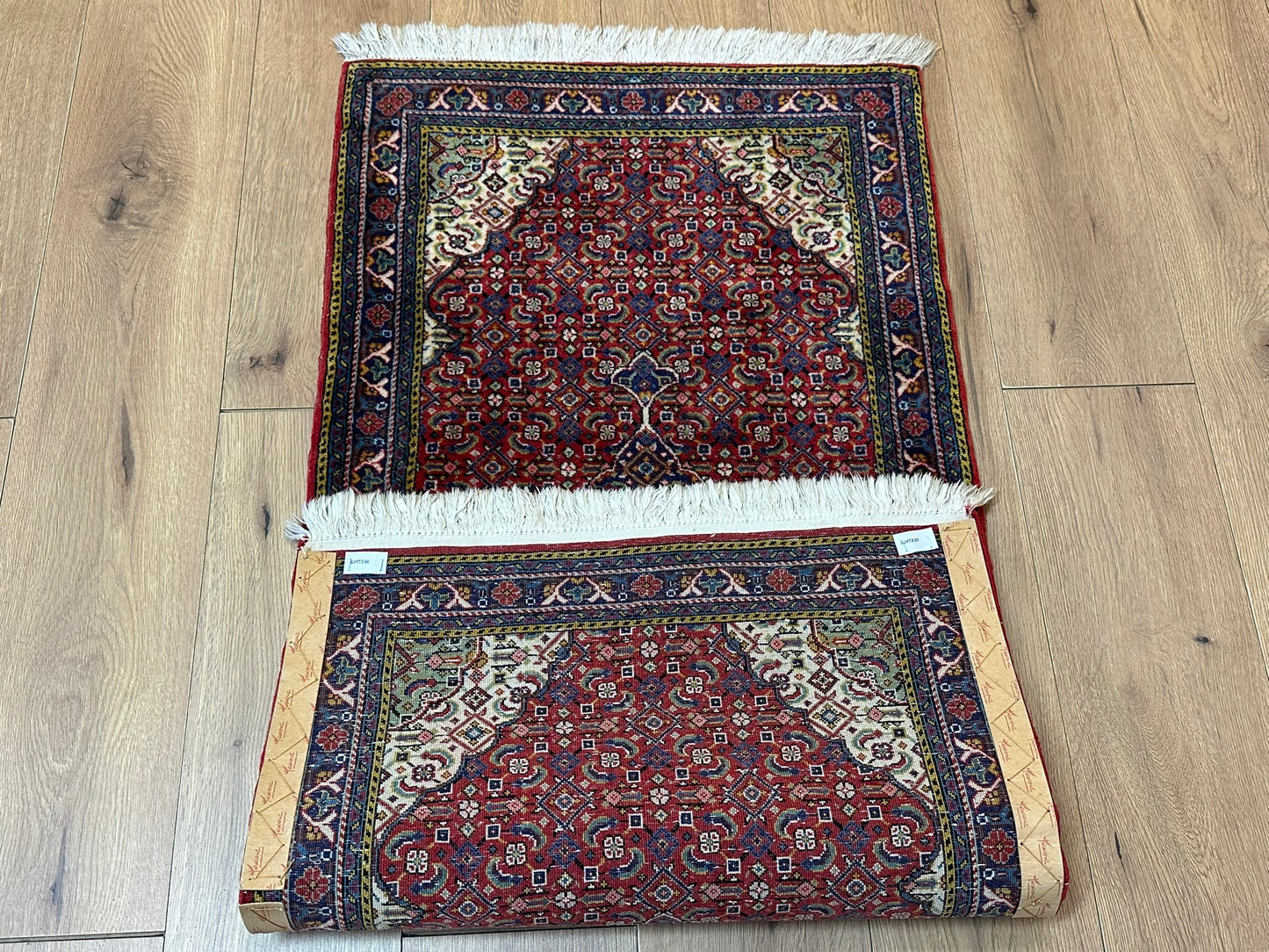 Orientteppich handgeknüpft 133x65 cm Täbriz Mahi