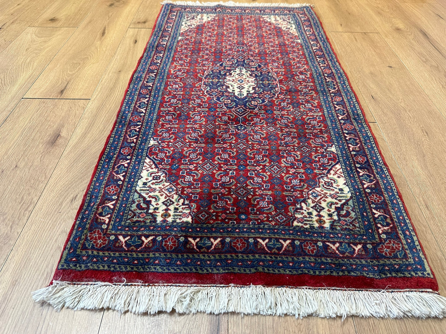 Orientteppich handgeknüpft 125x66 cm Täbriz Mahi