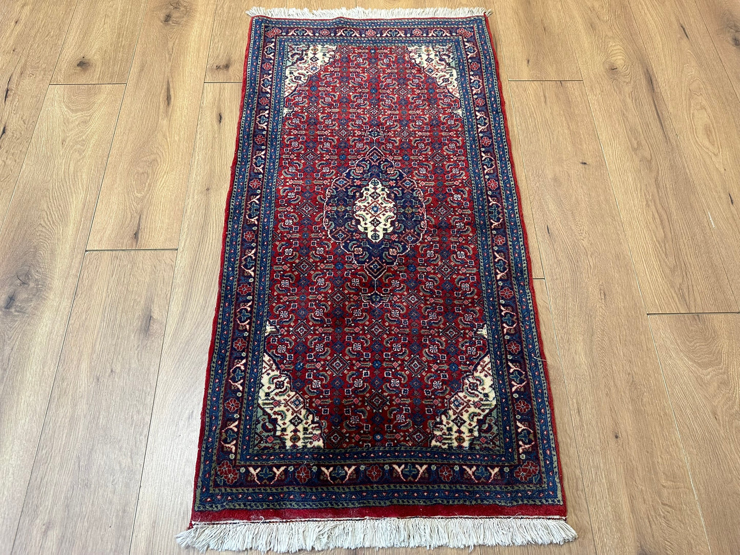 Orientteppich handgeknüpft 125x66 cm Täbriz Mahi