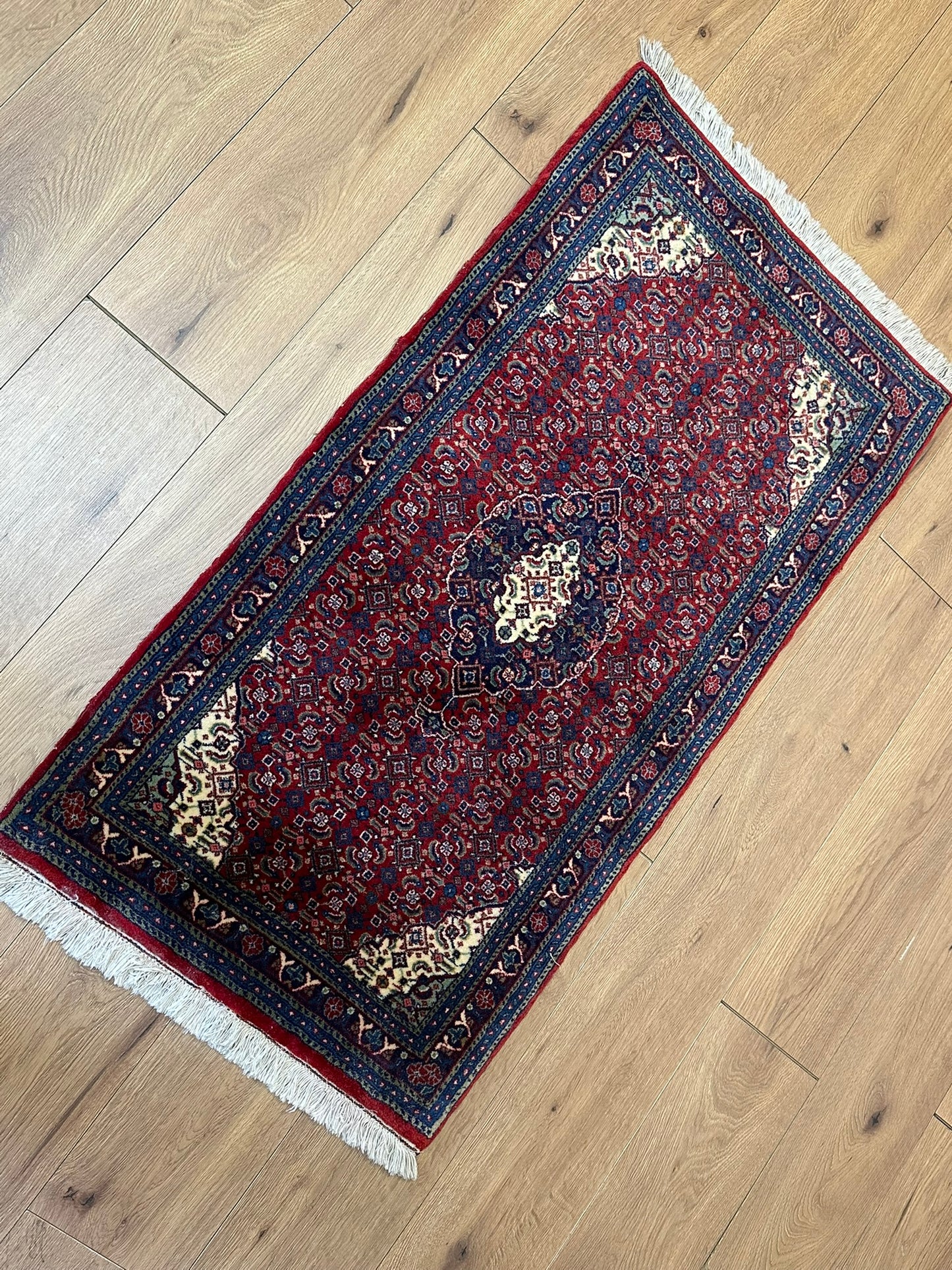 Orientteppich handgeknüpft 125x66 cm Täbriz Mahi