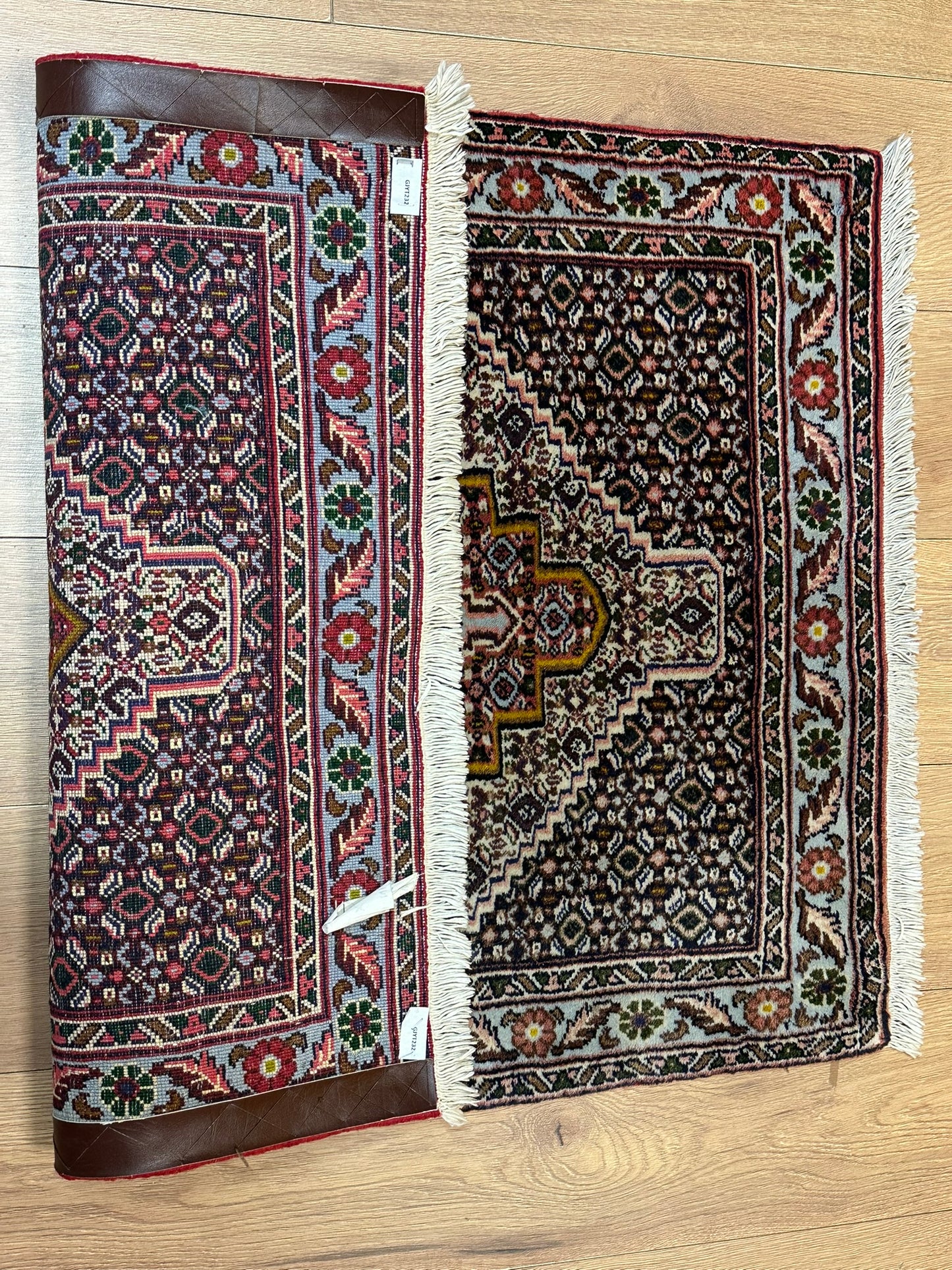 Orientteppich handgeknüpft 102x78 cm Senneh Bidjar