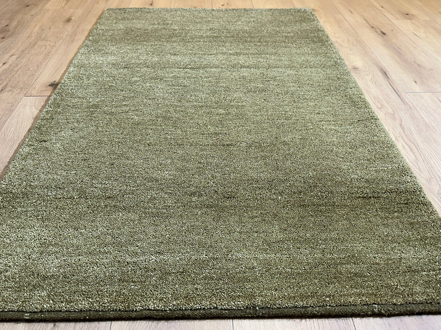 Indischer Gabbeh Teppich Handgeknüpft Olivgrün Unifarben 160x90 cm