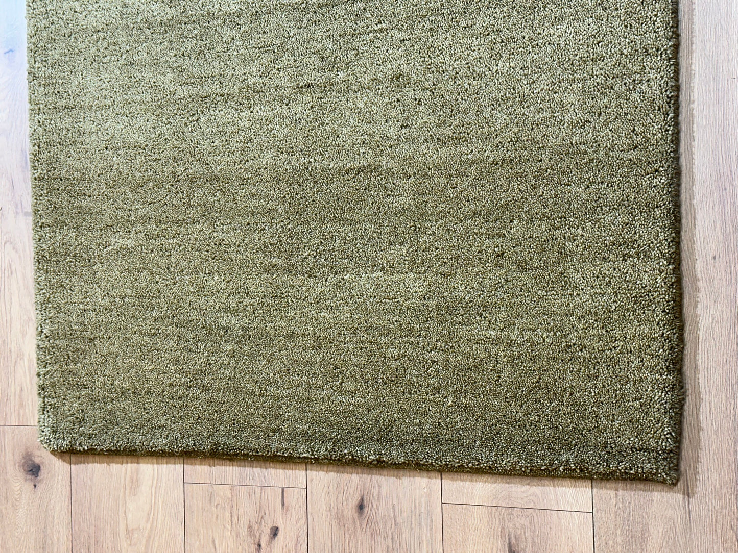 Indischer Gabbeh Teppich Handgeknüpft Olivgrün Unifarben 160x90 cm