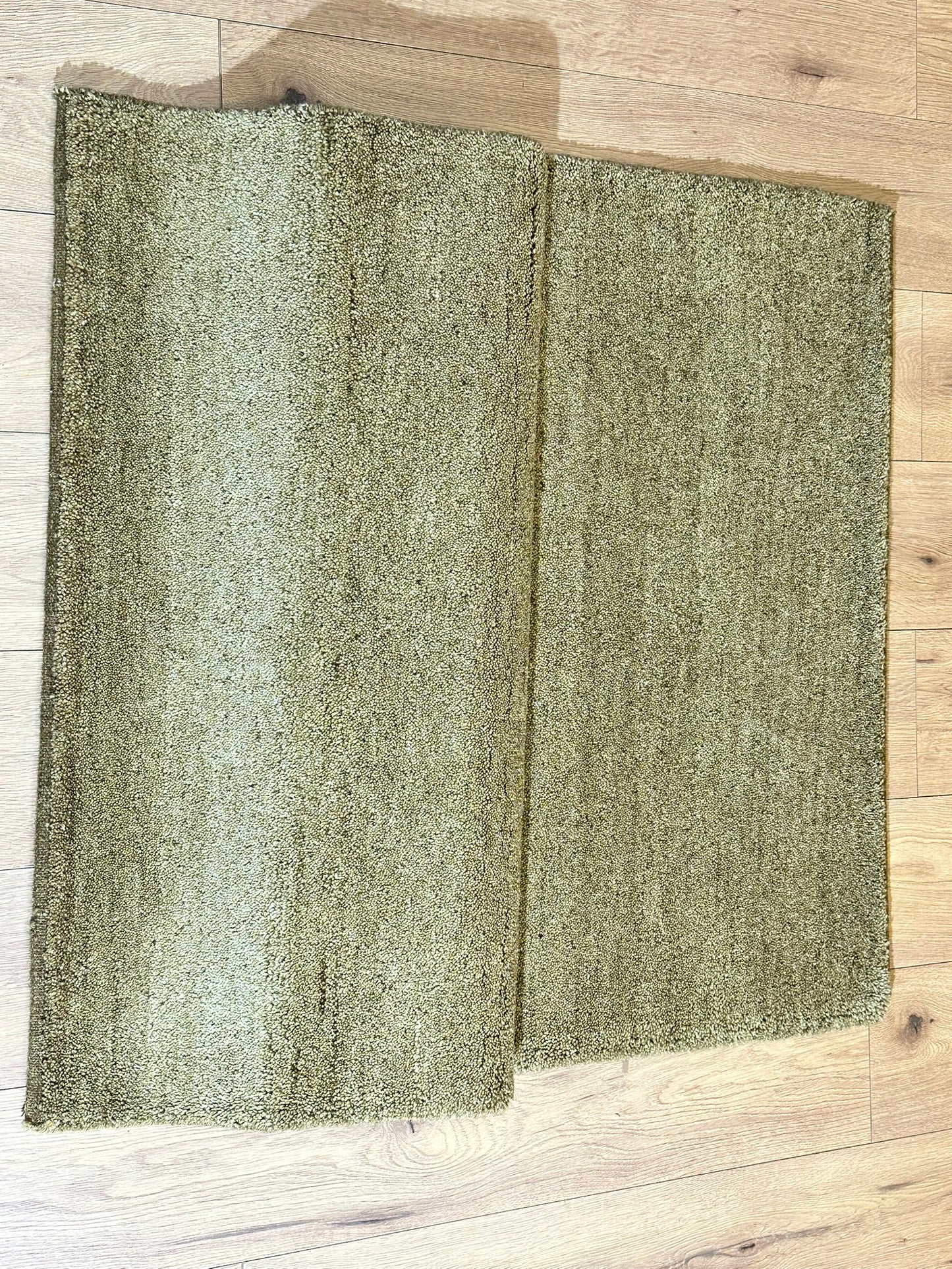 Indischer Gabbeh Teppich Handgeknüpft Olivgrün Unifarben 160x90 cm