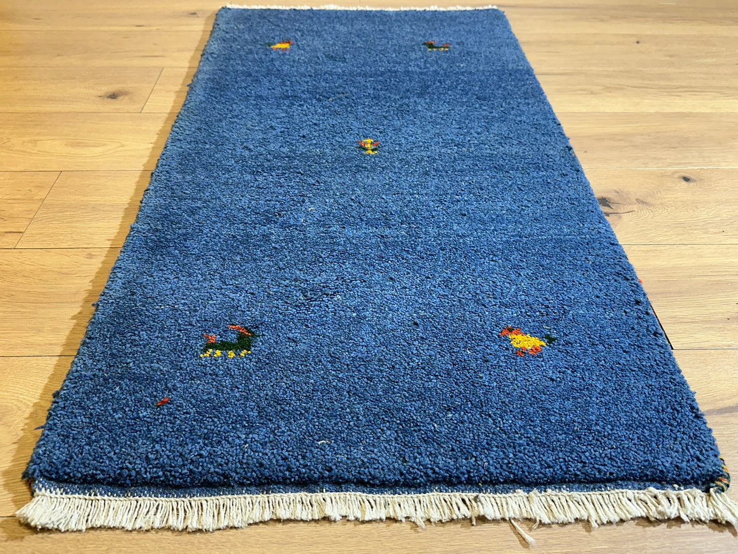 Indischer Gabbeh Orientteppich Handgeknüpft Blau Tiermotive 125x65 cm
