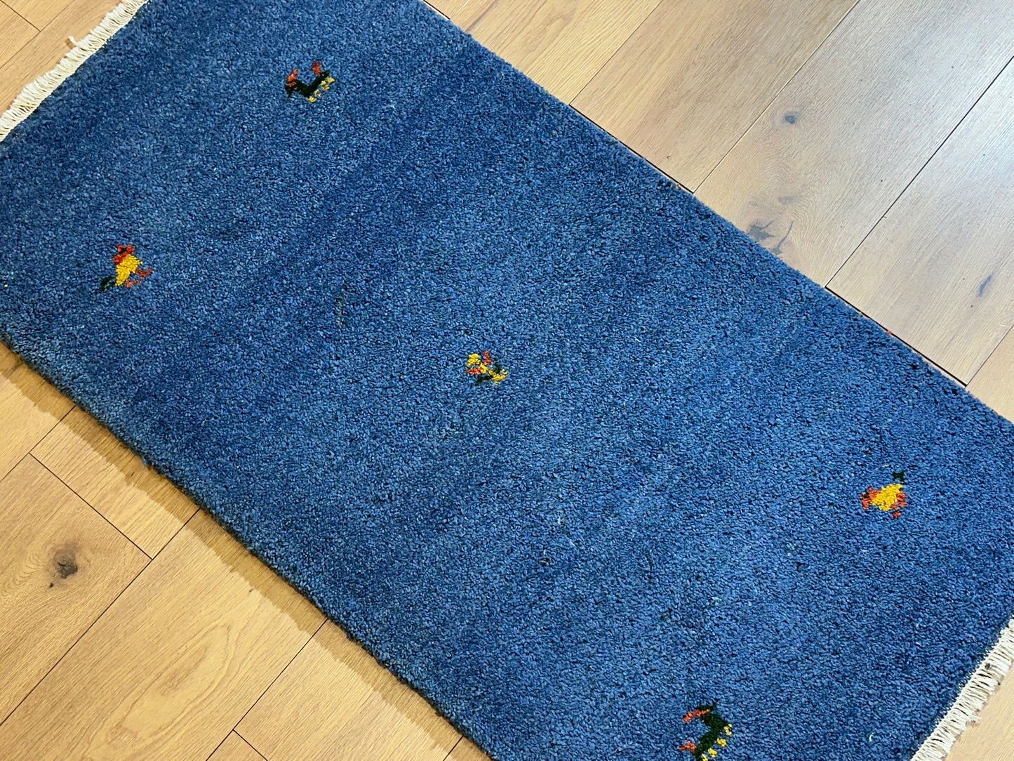Indischer Gabbeh Orientteppich Handgeknüpft Blau Tiermotive 125x65 cm