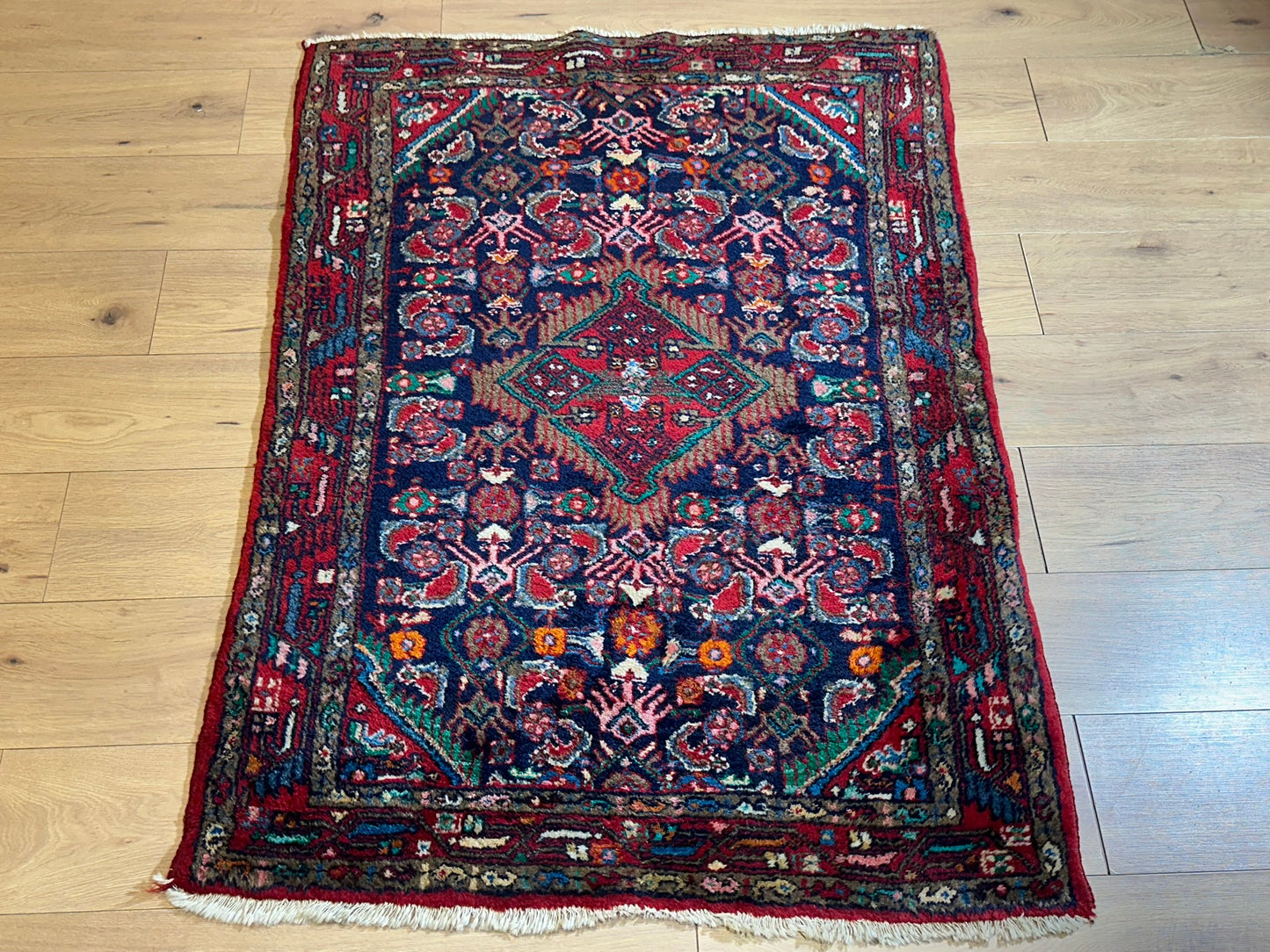Orientteppich handgeknüpft Hamadan Art Deco 147x105 cm