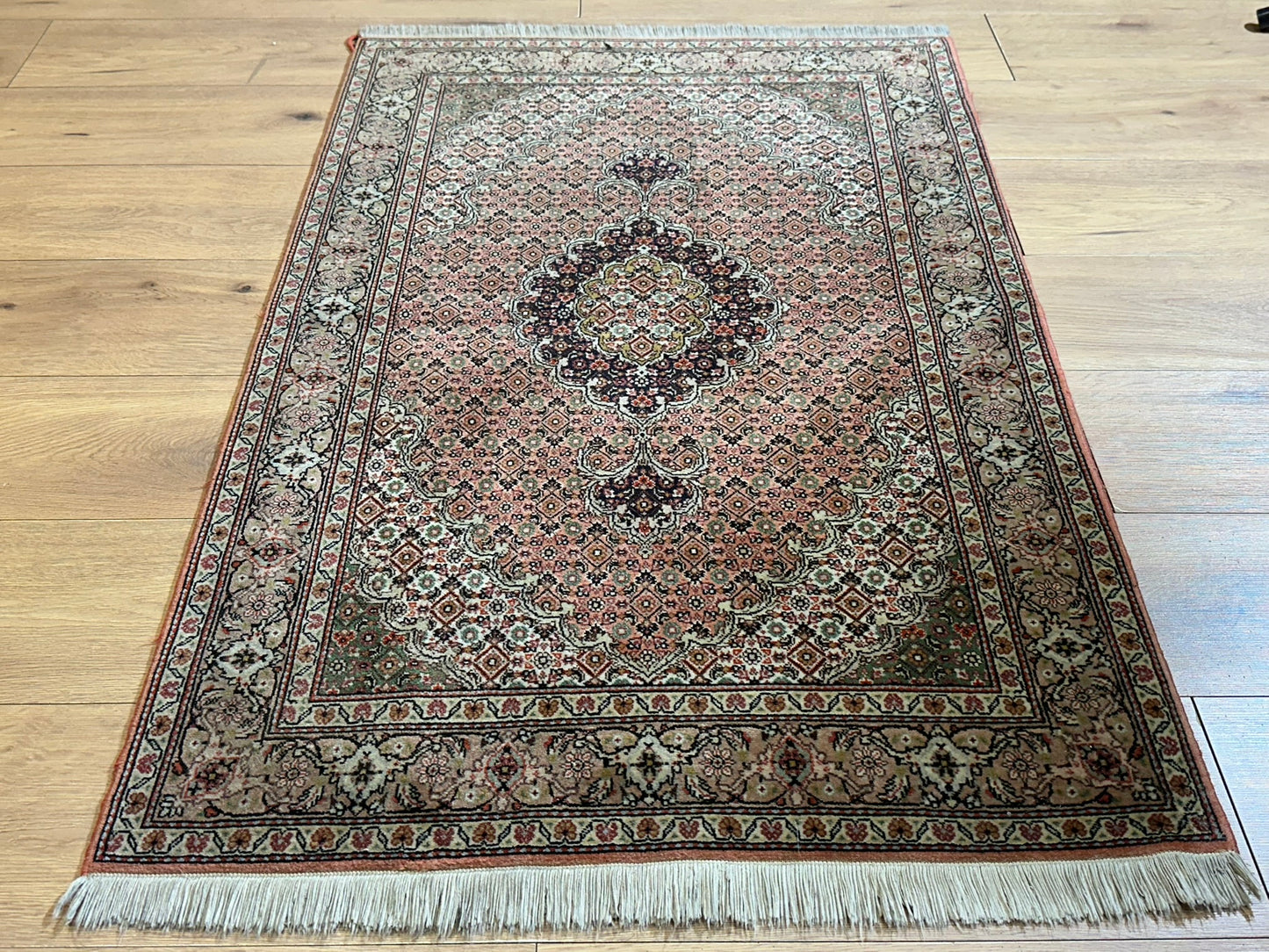 Orientteppich Täbriz 50 Raj mit Seide Handgeknüpft Altrosa 124x80 cm