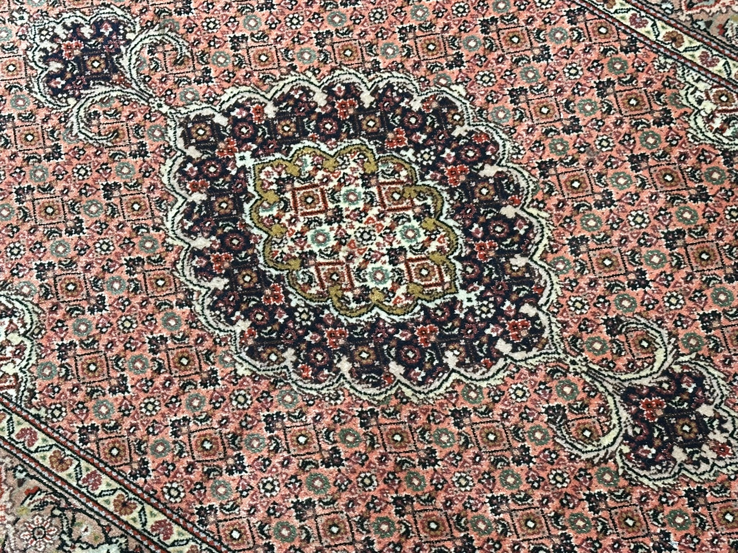 Orientteppich Täbriz 50 Raj mit Seide Handgeknüpft Altrosa 124x80 cm