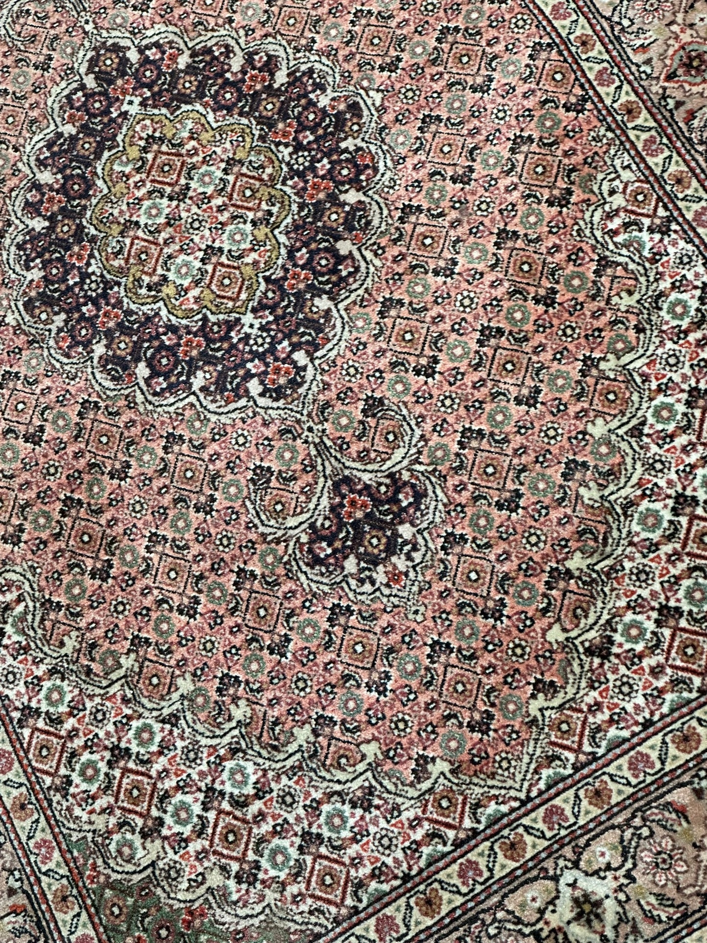 Orientteppich Täbriz 50 Raj mit Seide Handgeknüpft Altrosa 124x80 cm