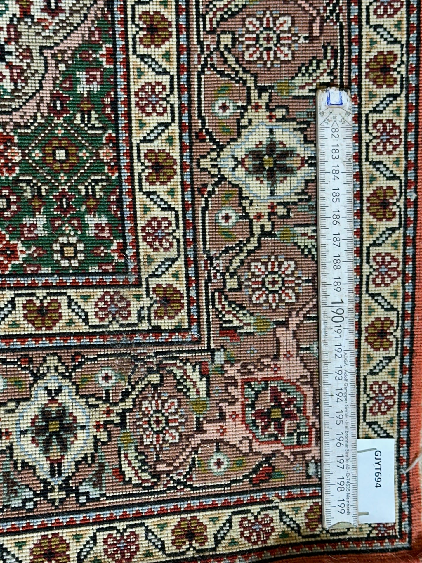 Orientteppich Täbriz 50 Raj mit Seide Handgeknüpft Altrosa 124x80 cm