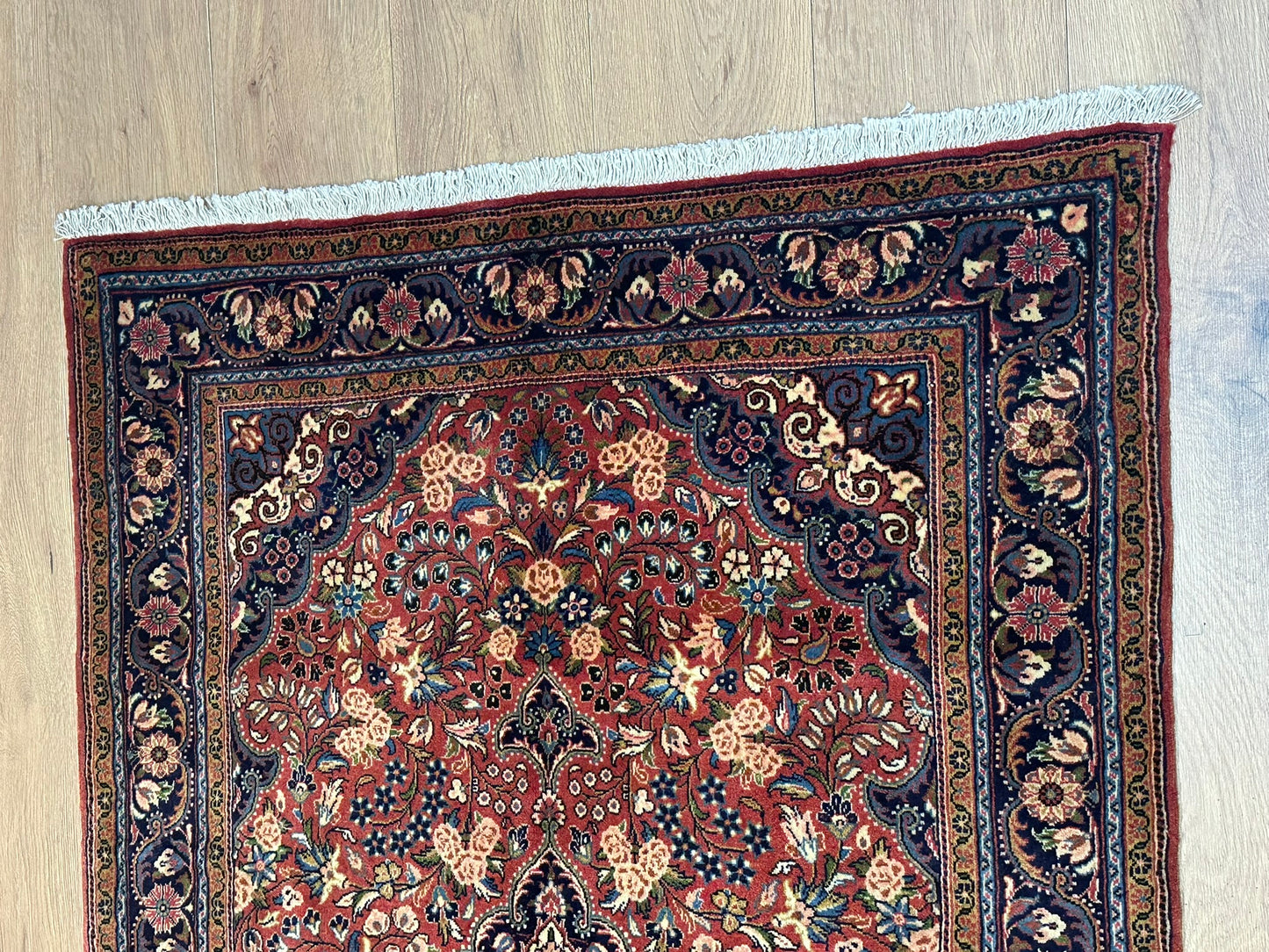 Orientteppich handgeknüpft 157x102 cm Sarough Schurwolle