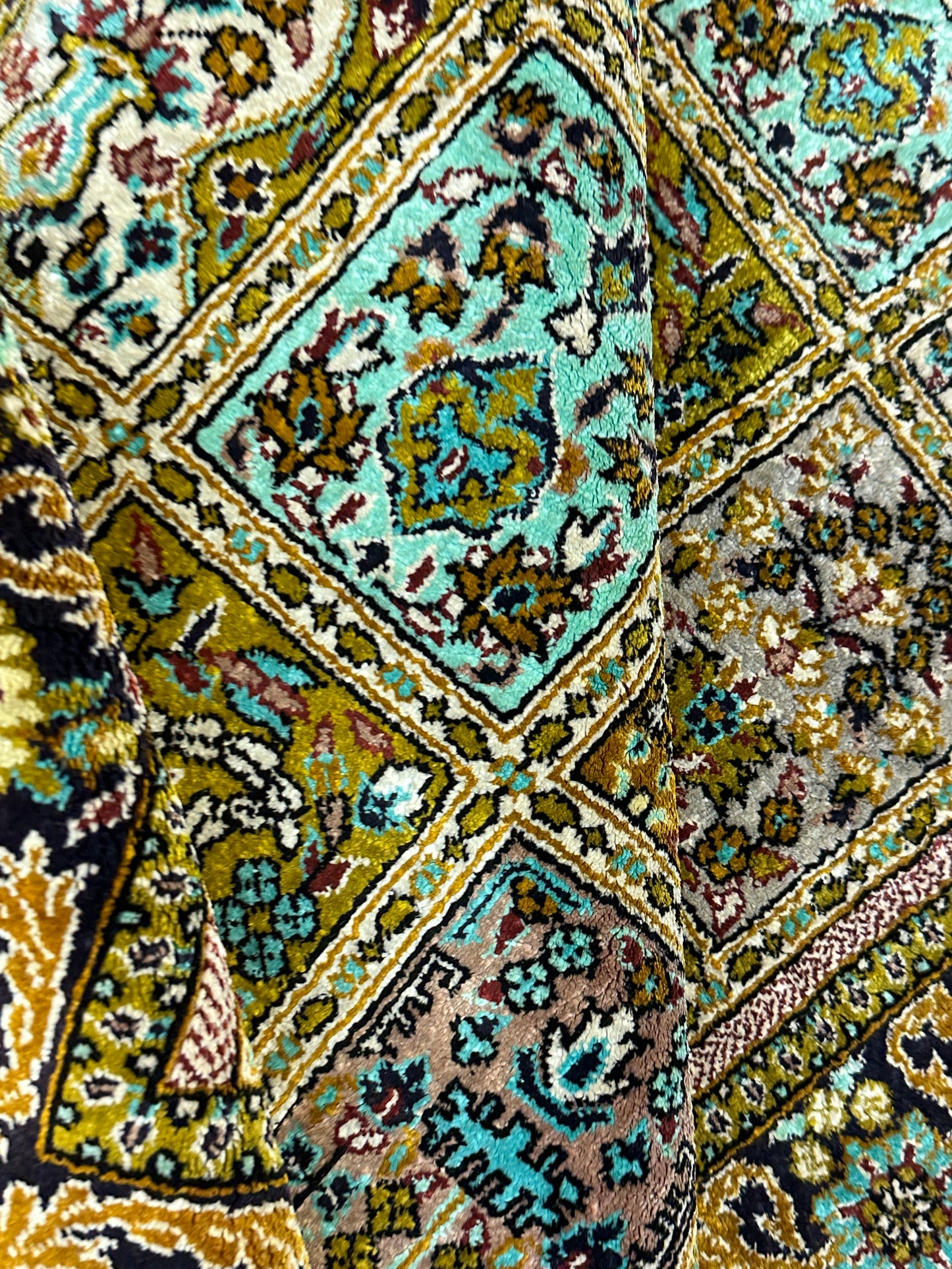 Handgeknüpfter Perser Orientteppich  Feiner Ghom Seidenteppich 155x105 cm