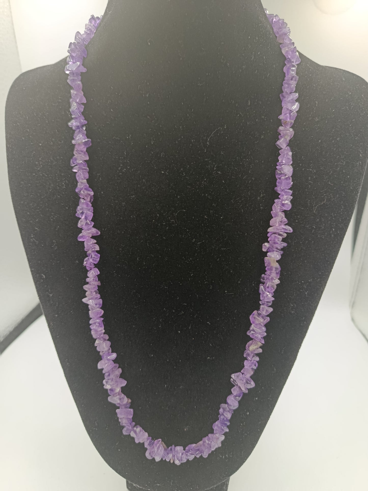 Elegante Amethyst-Edelsteinkette in Splitteroptik