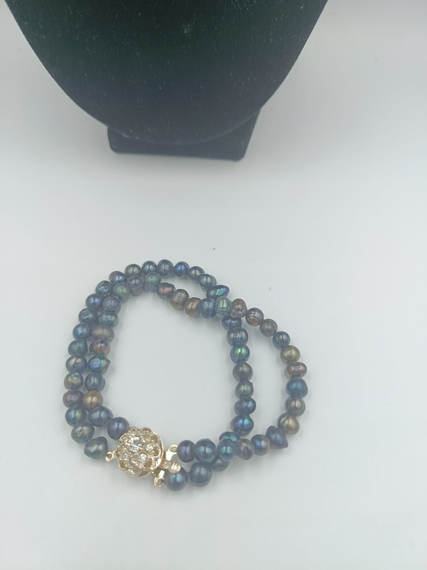 Elegantes Perlen-Set mit Strass-Schließe (Collier & Armband) Kette
