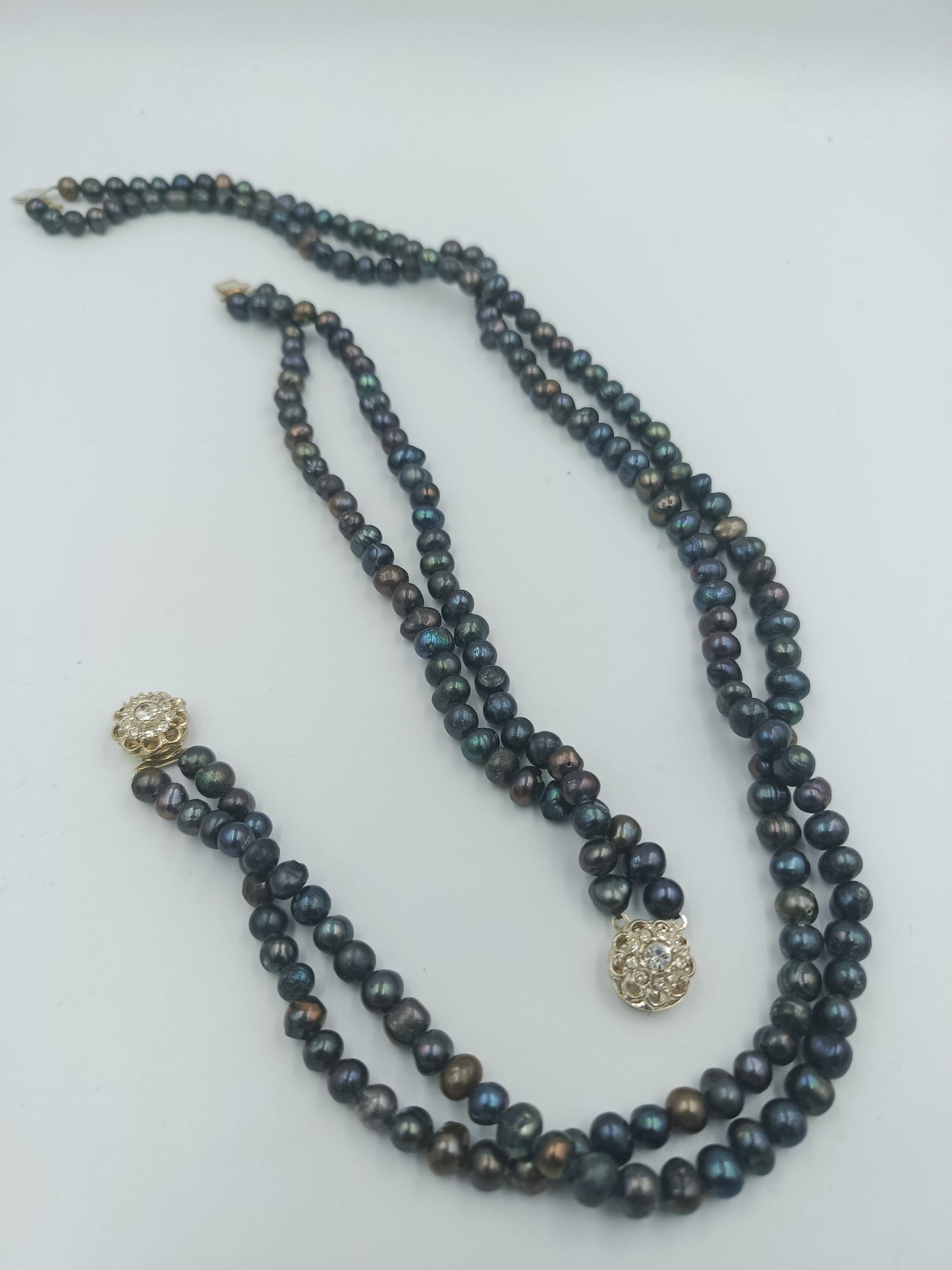 Elegantes Perlen-Set mit Strass-Schließe (Collier & Armband) Kette
