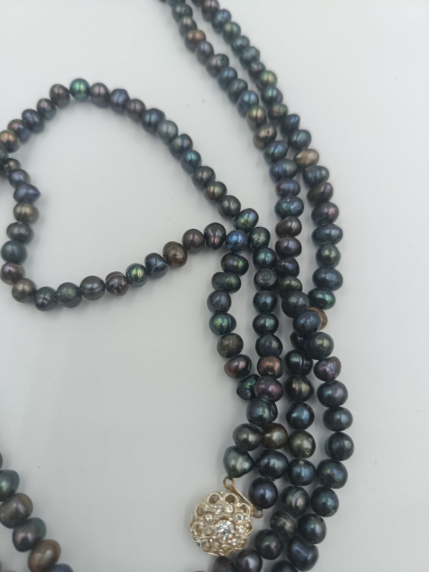 Elegantes Perlen-Set mit Strass-Schließe (Collier & Armband) Kette