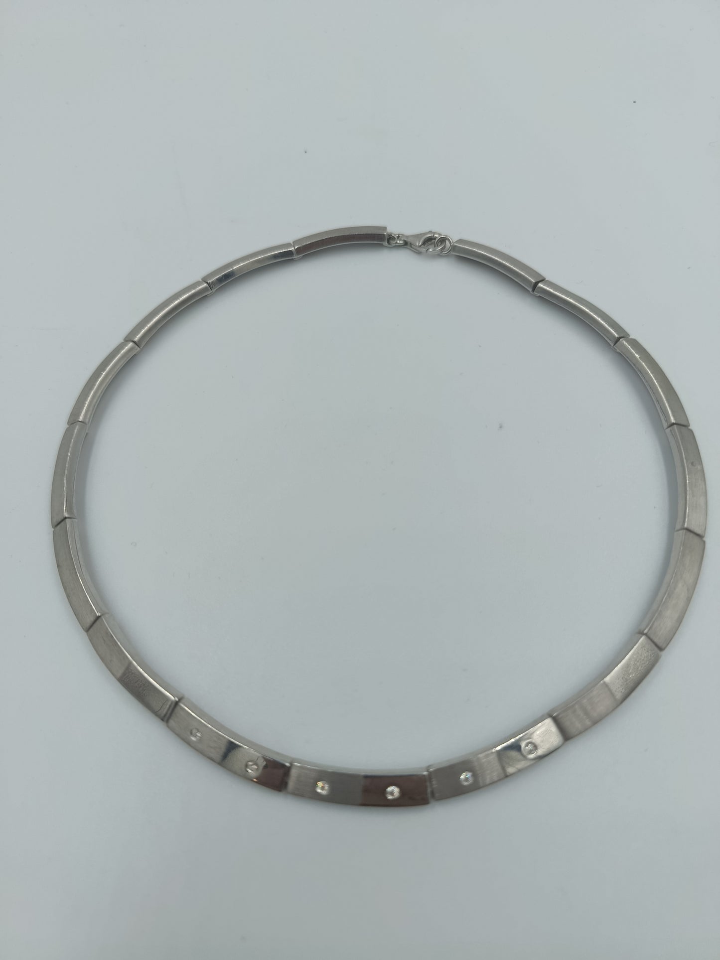 Elegantes Collier aus 925er Silber mit Ziersteinen Kette Silber