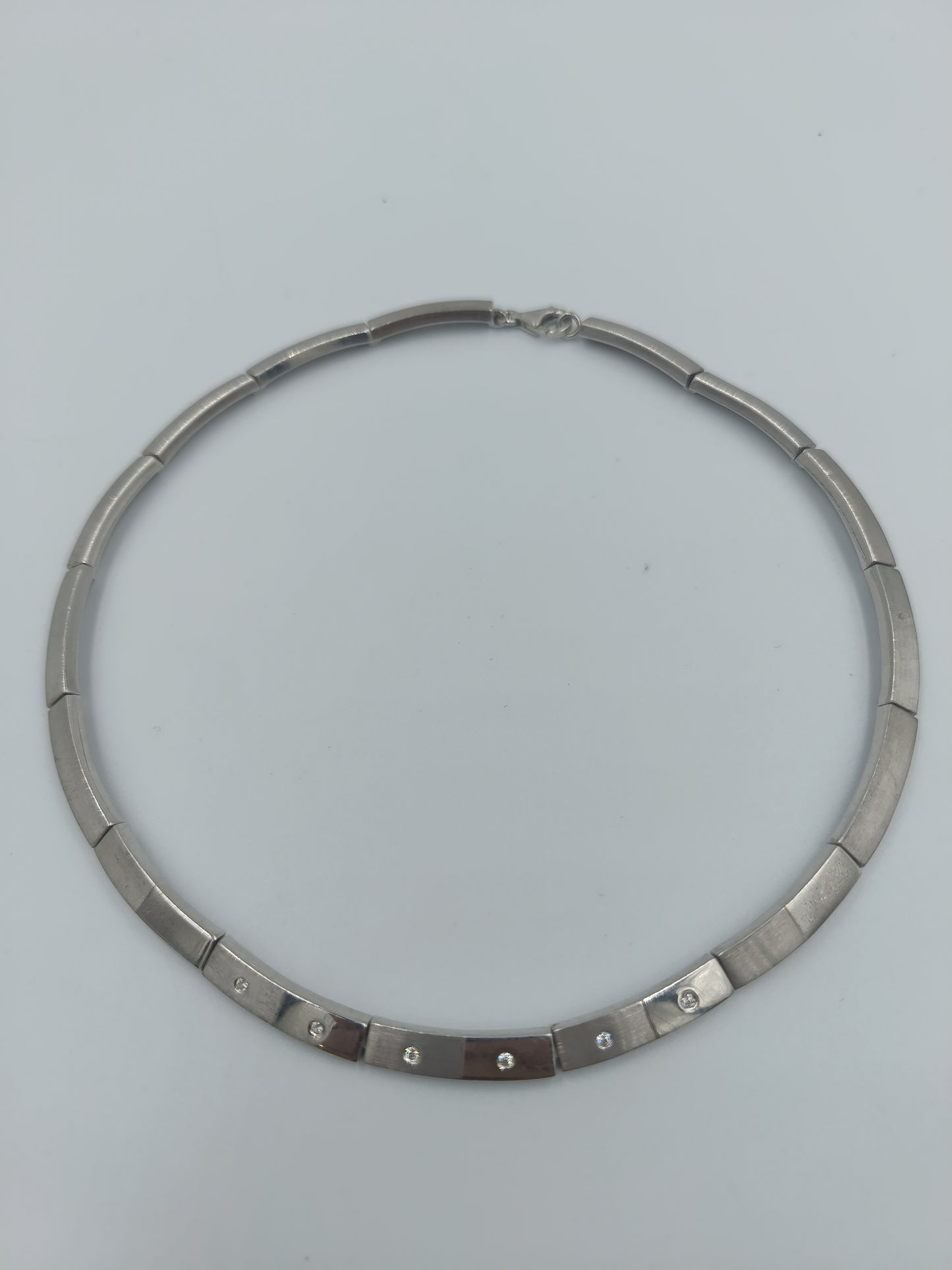 Elegantes Collier aus 925er Silber mit Ziersteinen Kette Silber