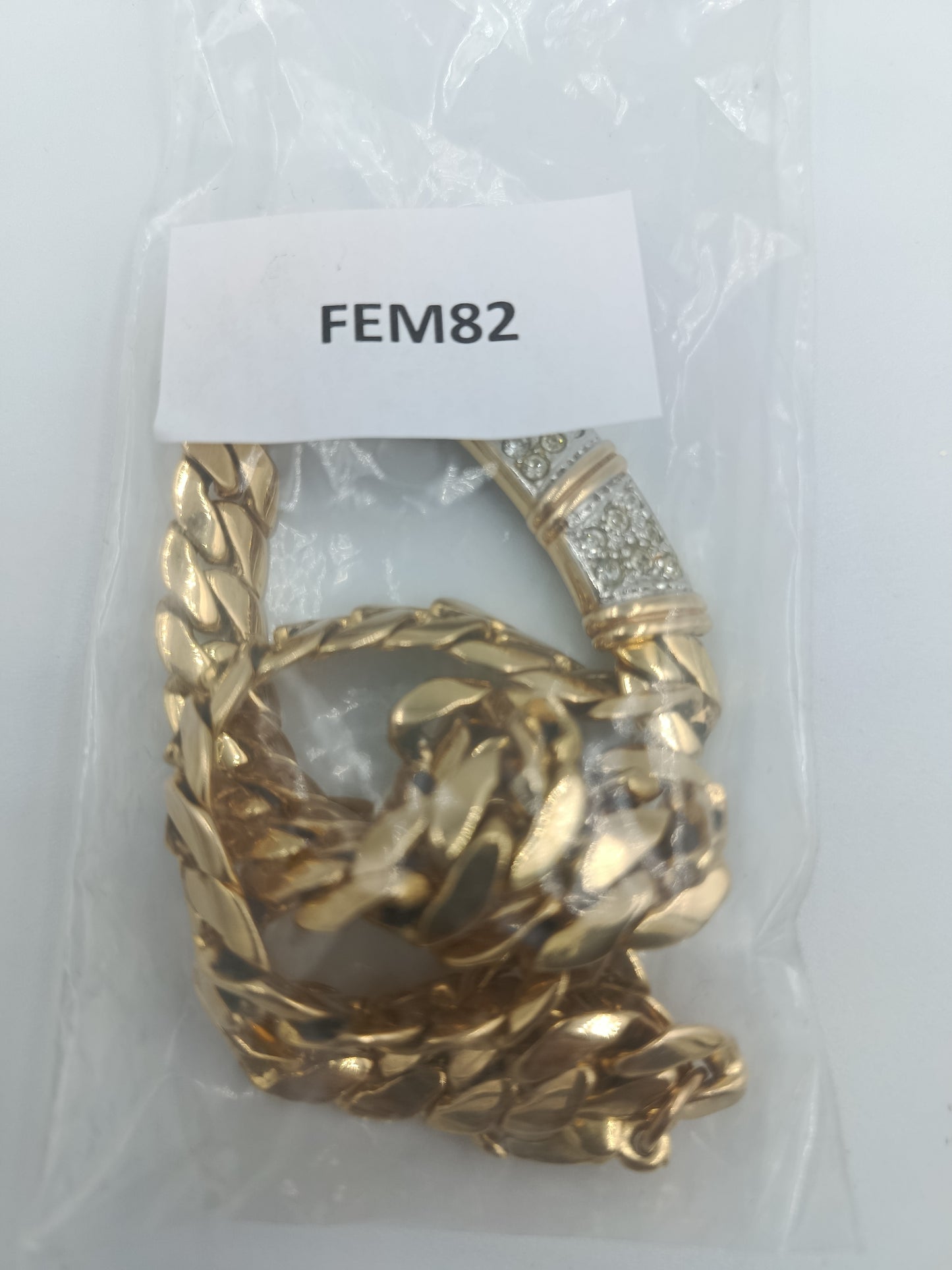 Elegantes Collier im Ketten-Design mit funkelnder Zierapplikation