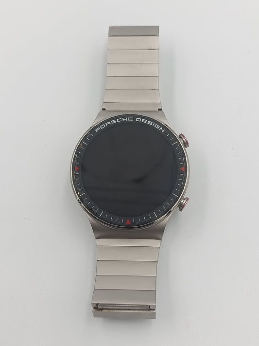 Uhr Porsche Design Smartwatch mit Titanarmband