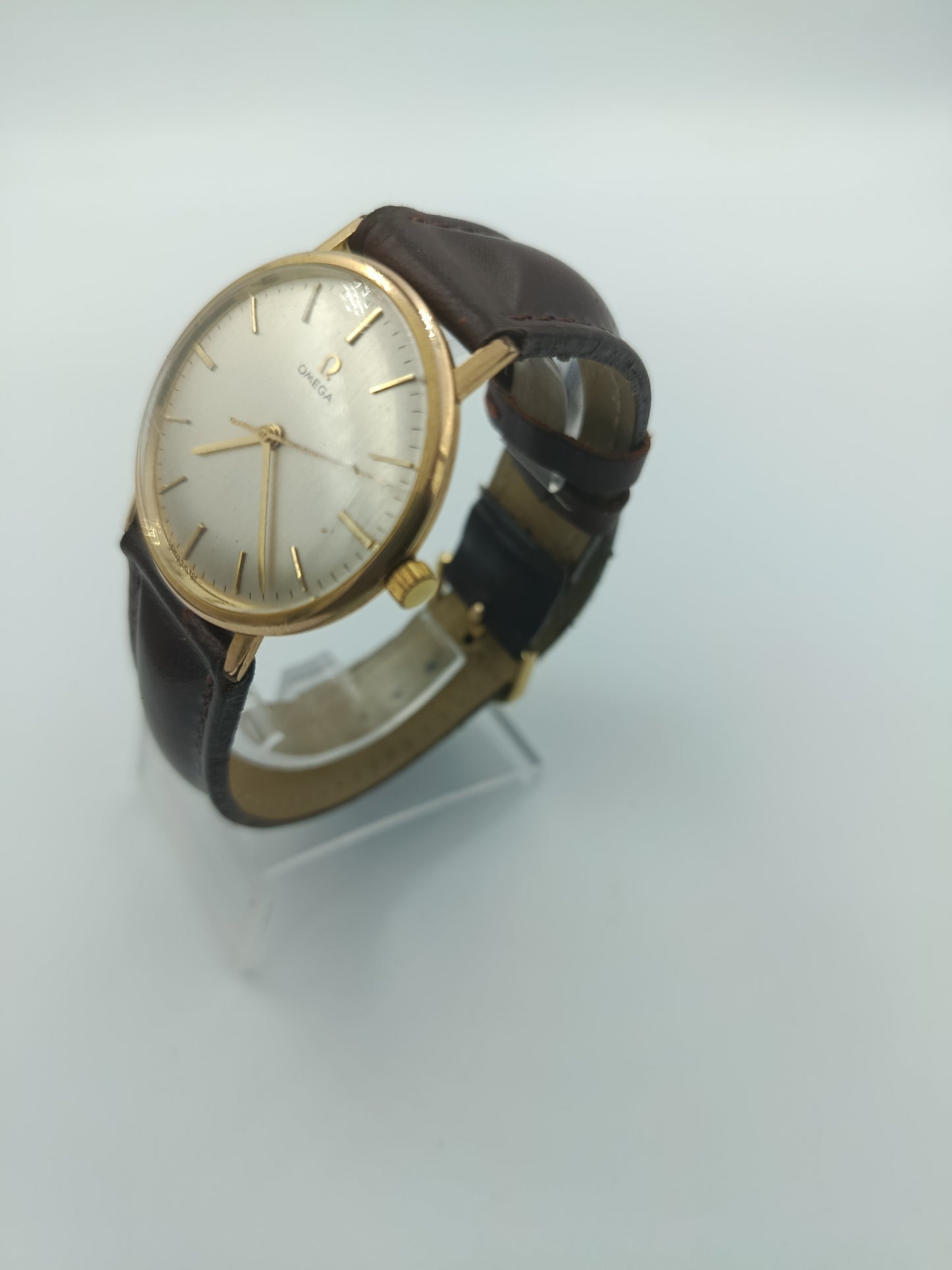 Uhr Klassische Omega Handaufzugsuhr in Gold