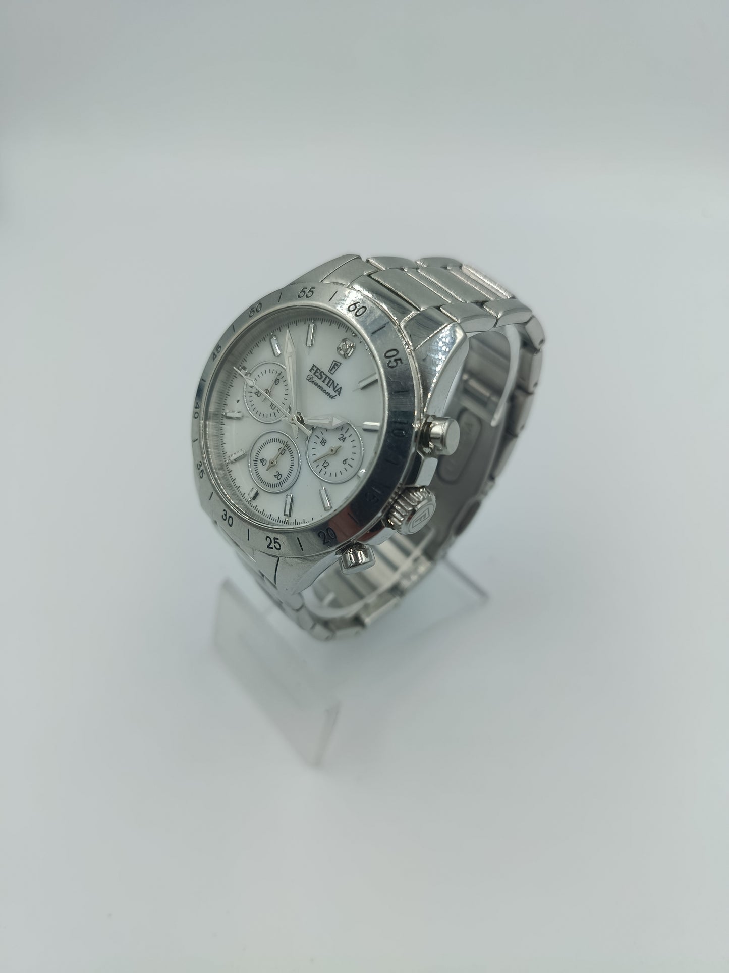 Uhr Festina Chronograph Diamond mit Perlmutt-Zifferblatt