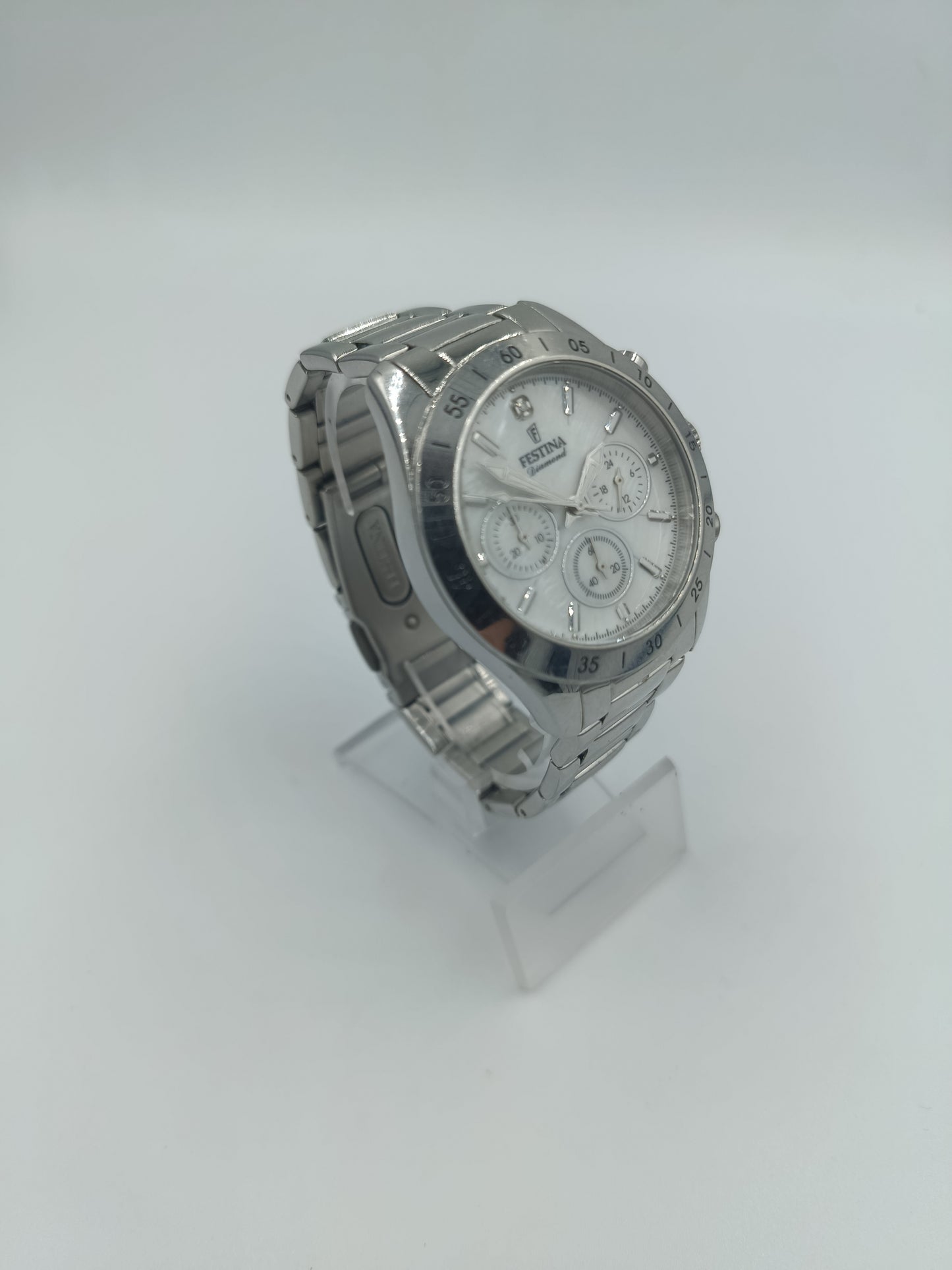 Uhr Festina Chronograph Diamond mit Perlmutt-Zifferblatt
