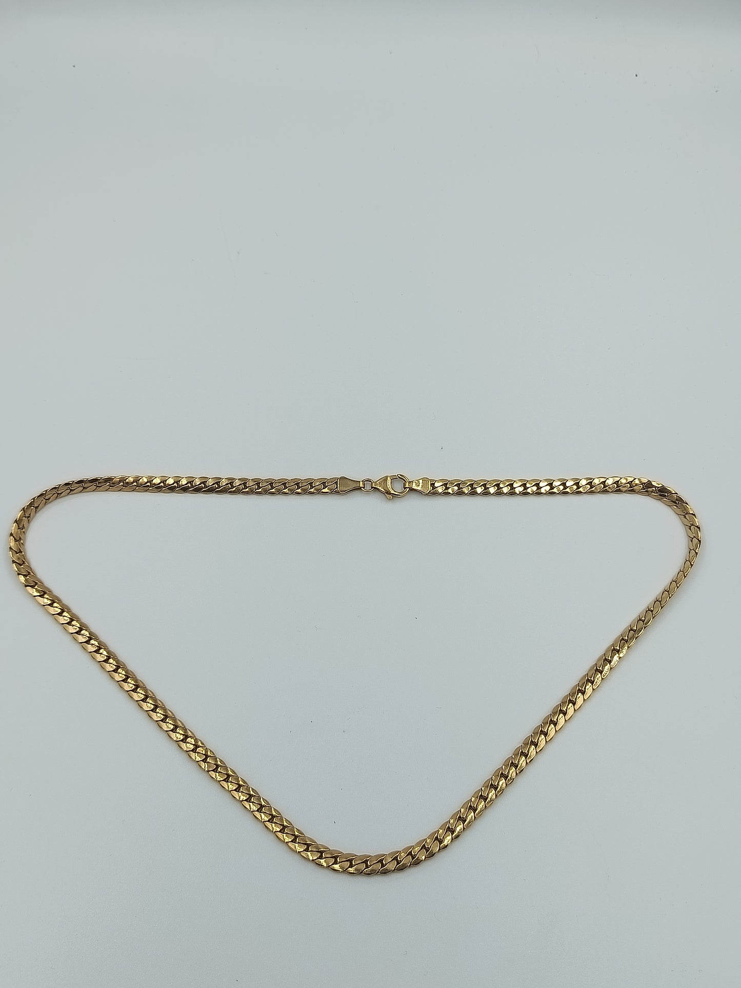 Vergoldete Panzerkette