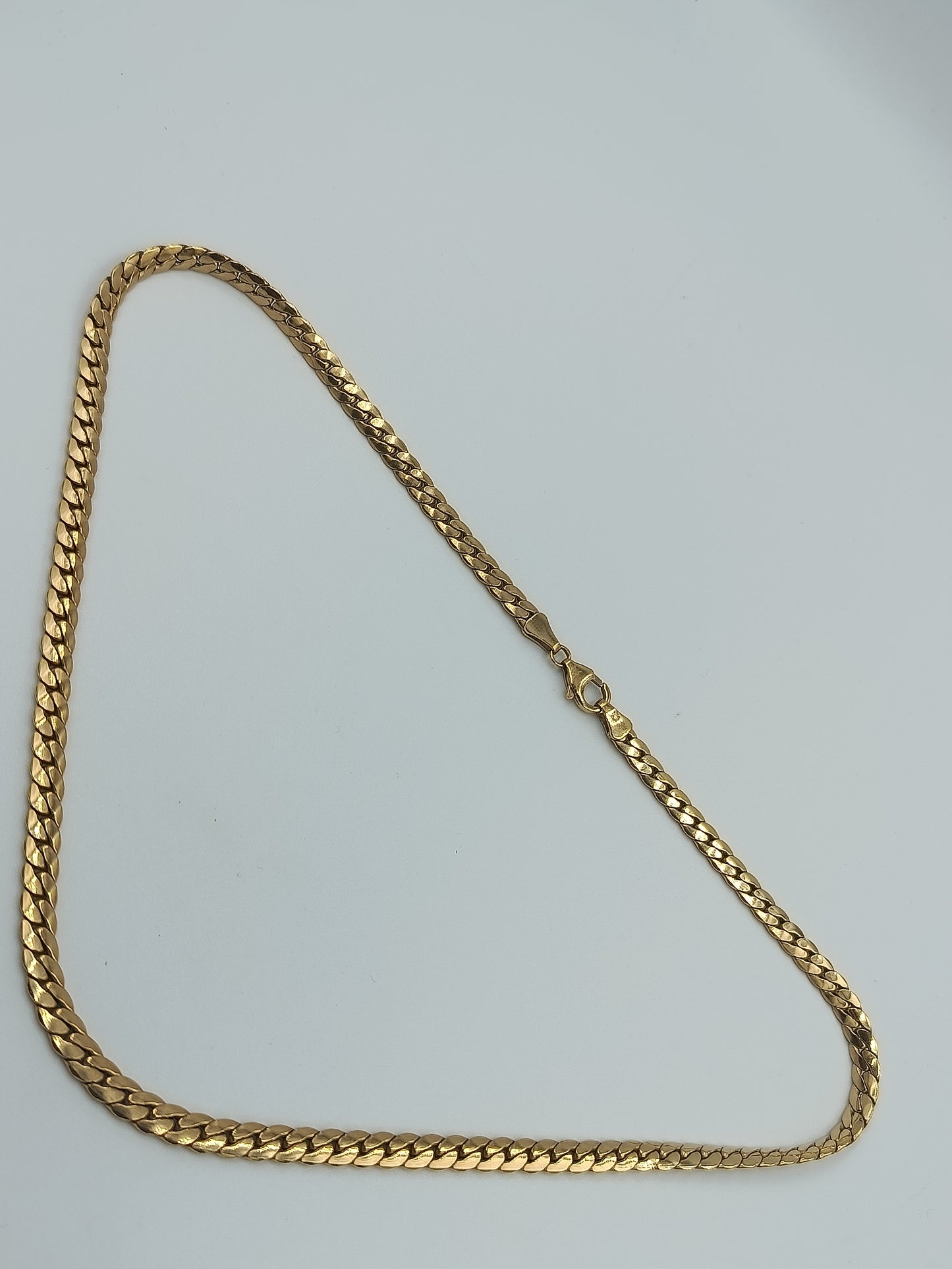 Vergoldete Panzerkette