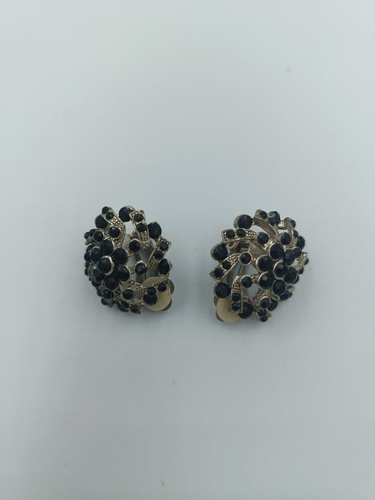 Vintage Clip-Ohrringe mit schwarzen Strasssteinen