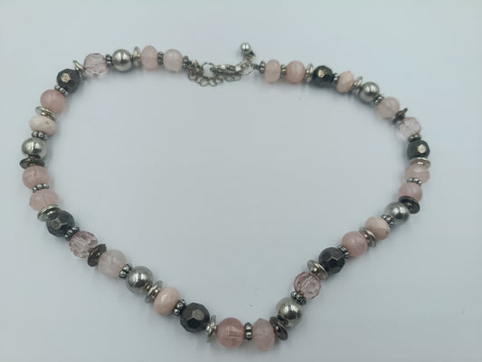 Halskette mit Rosenquarz-Perlen