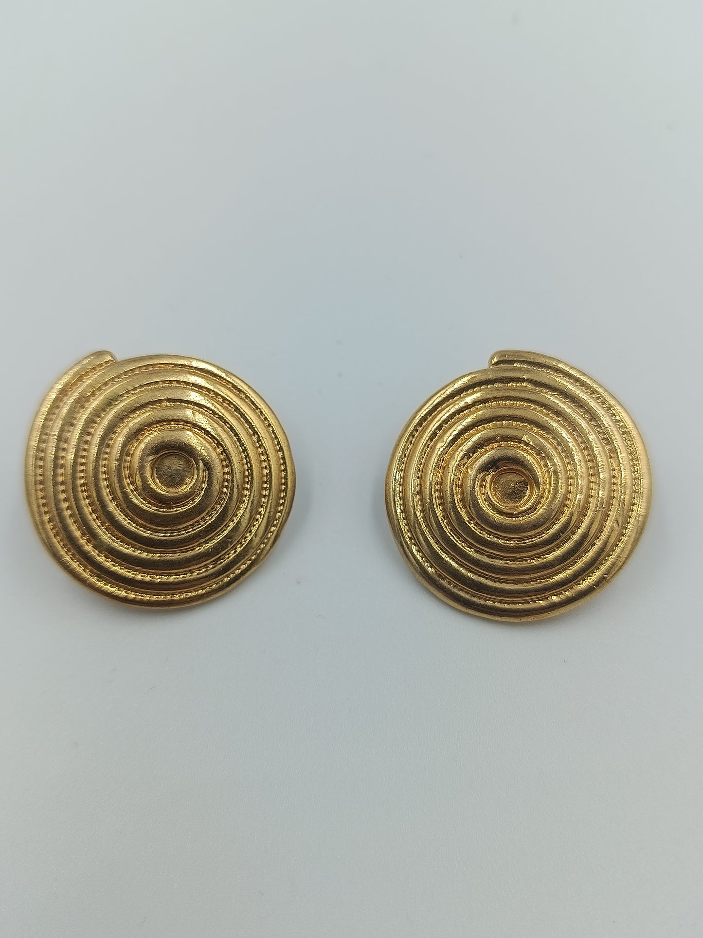 Goldfarbene Vintage Ohrclips, Rund mit Kreisdesign