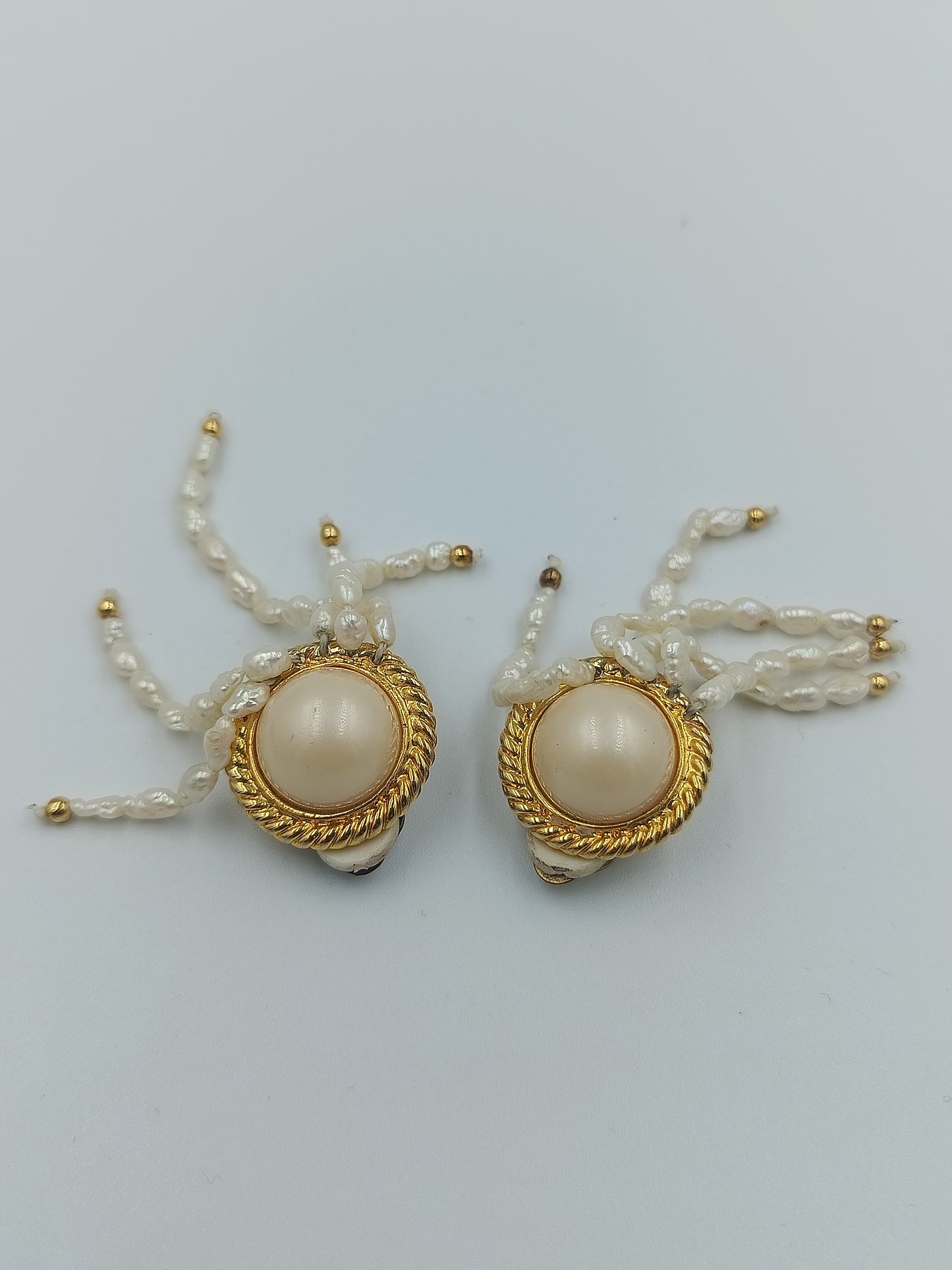 Vintage Ohrclips mit Perlenfransen