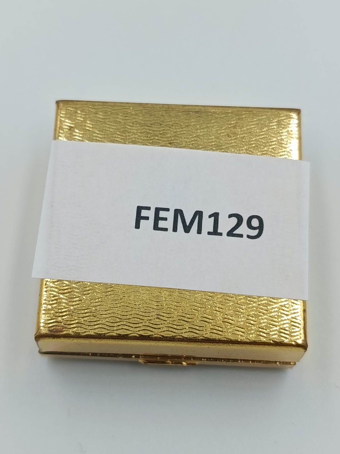 Vintage Goldfarbene Puderdose mit Rosen-Stickerei