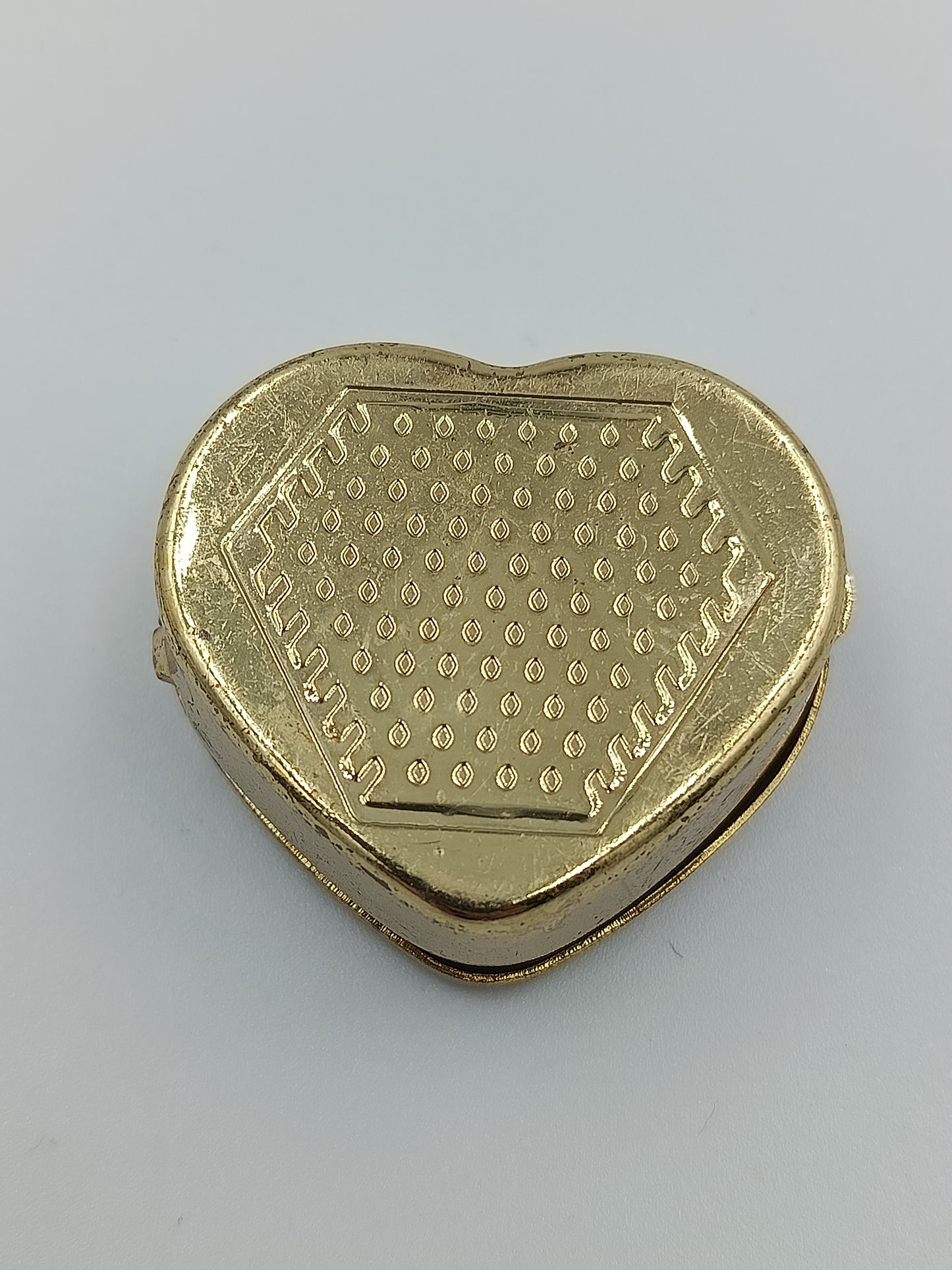 Herzförmige Pillendose „Australia“ mit Känguru-Motiv