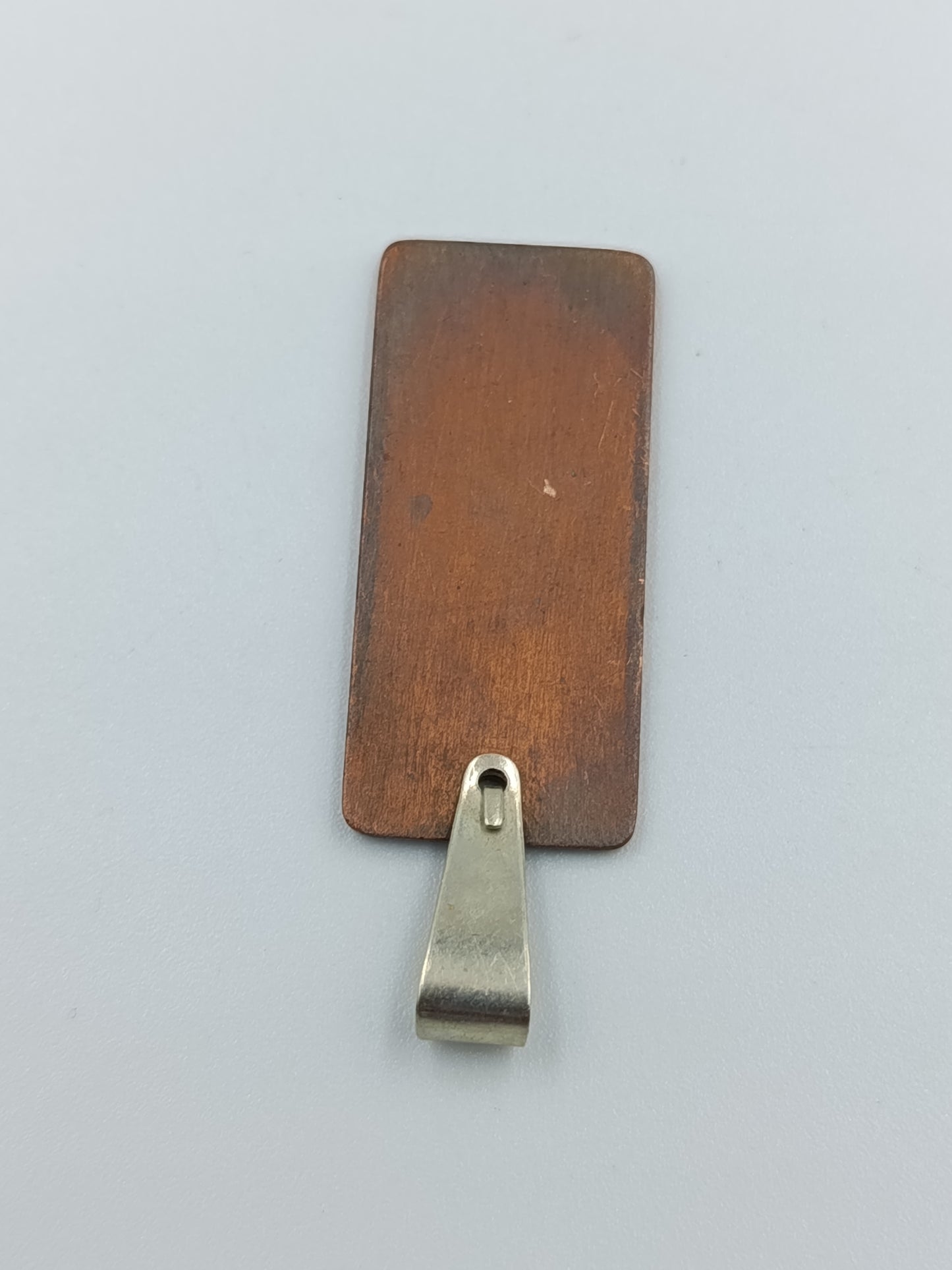 Emaille-Anhänger im Modern-Art-Stil