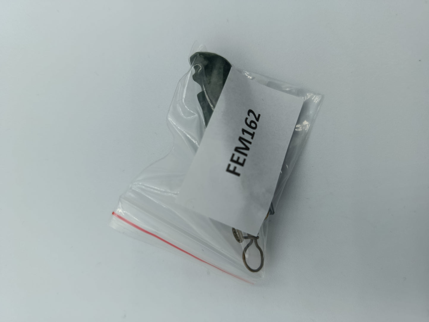 Handgeschnitzter Steinanhänger