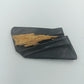 Vintage Lederbrosche mit Holz-Intarsie