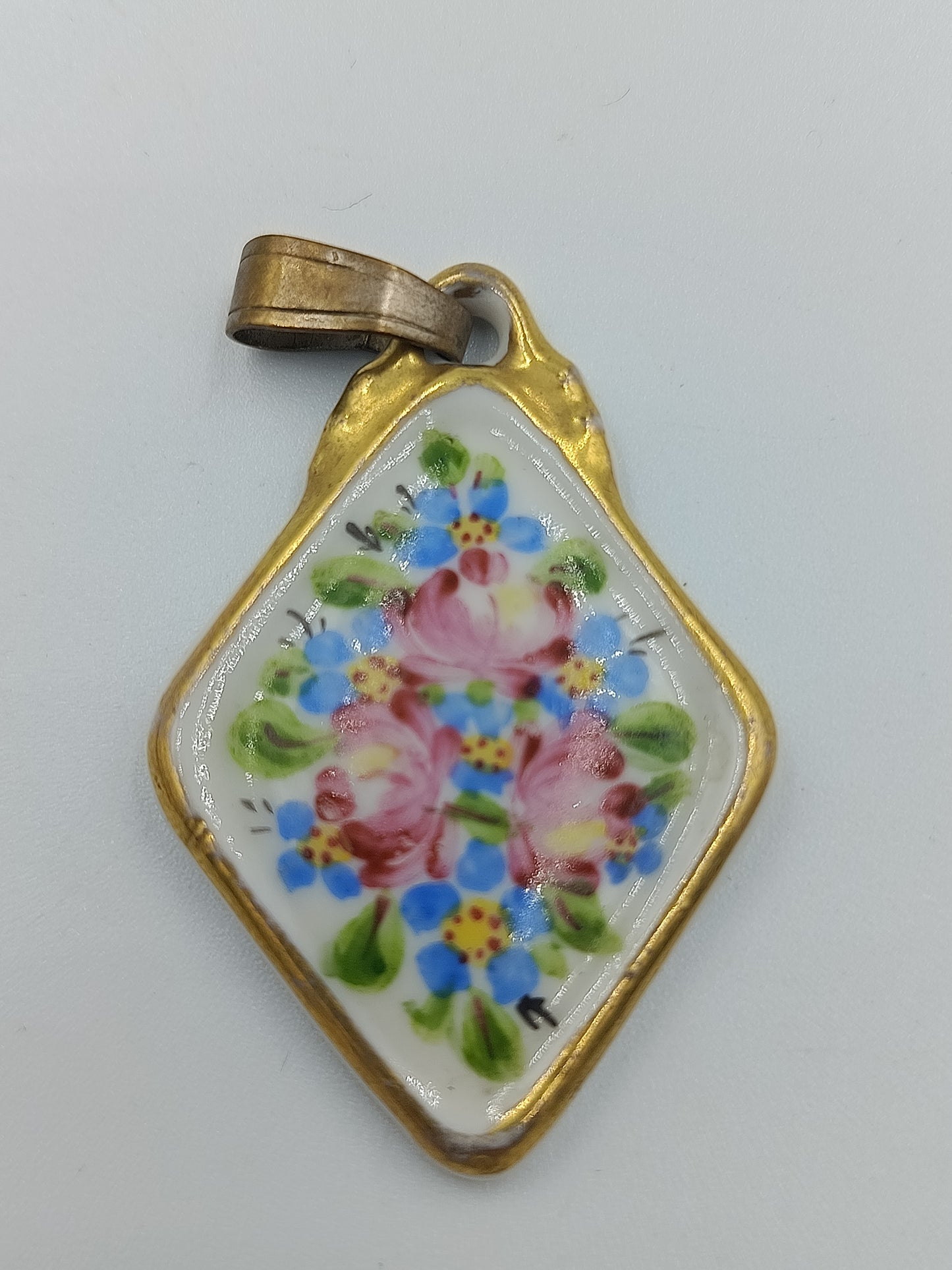 Handbemalter Porzellananhänger