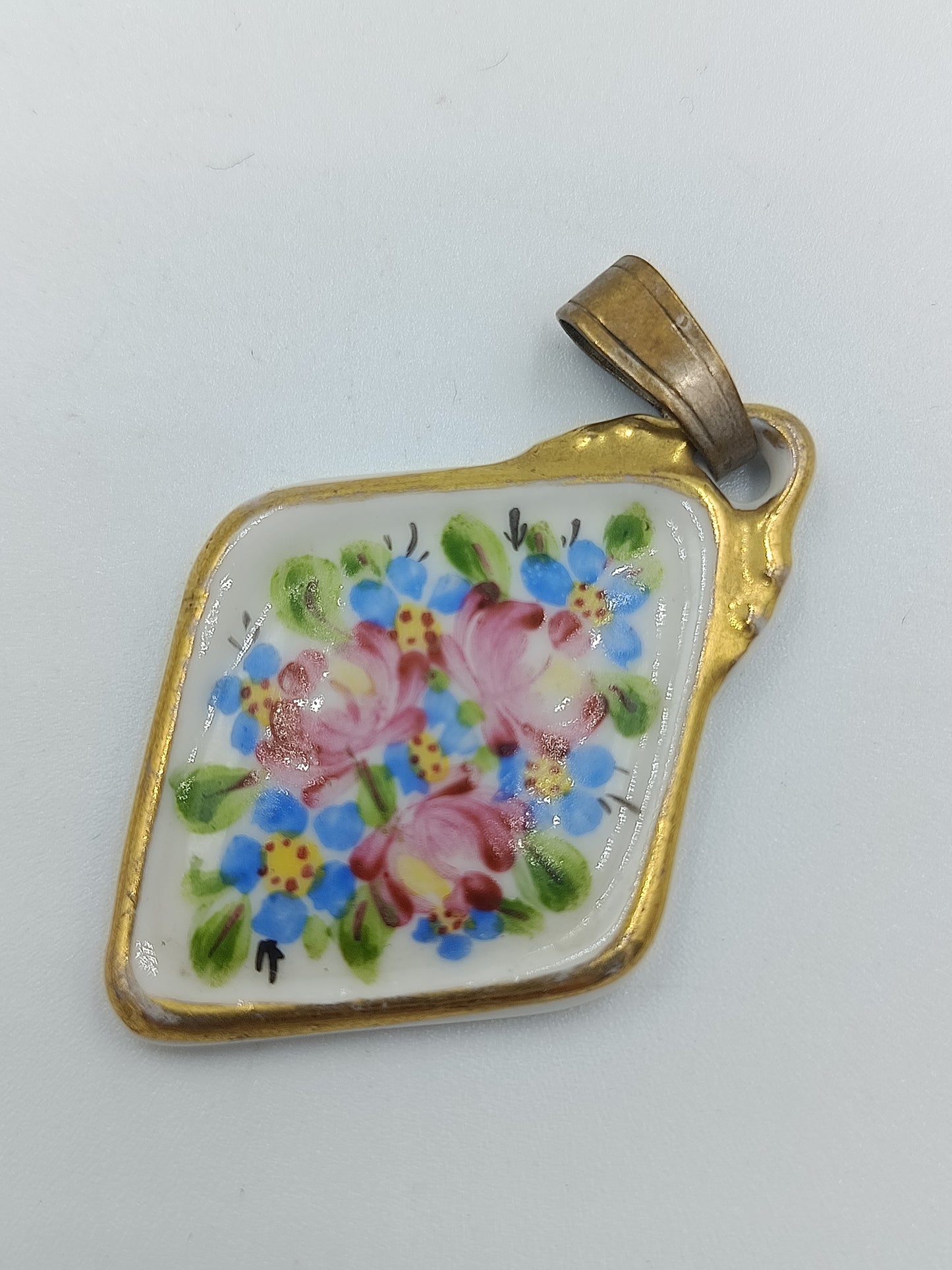 Handbemalter Porzellananhänger