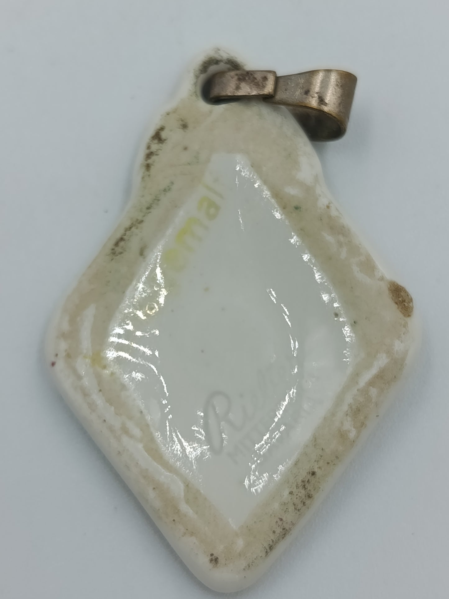 Handbemalter Porzellananhänger