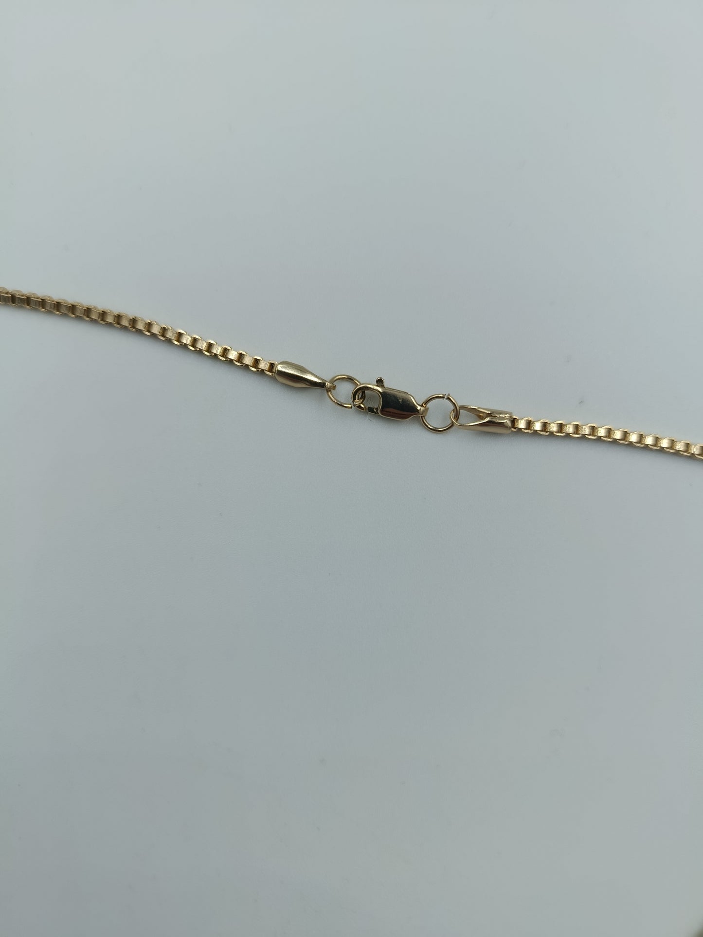 Vergoldete Panzerkette