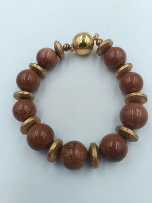 Armband mit Goldfluss-Perlen & goldfarbenen Zwischenelementen