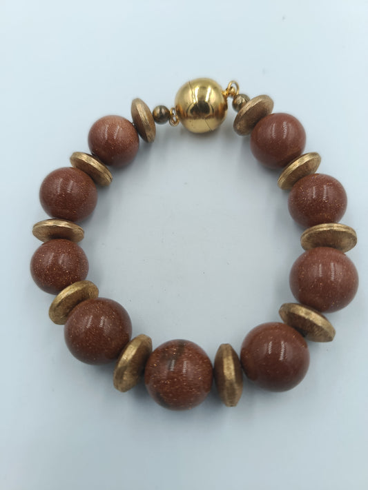 Armband mit Goldfluss-Perlen & goldfarbenen Zwischenelementen