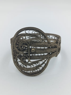 Antikes Armband in aufwendiger Filigranarbeit