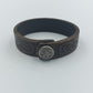 Dunkles Lederarmband mit keltischem Muster