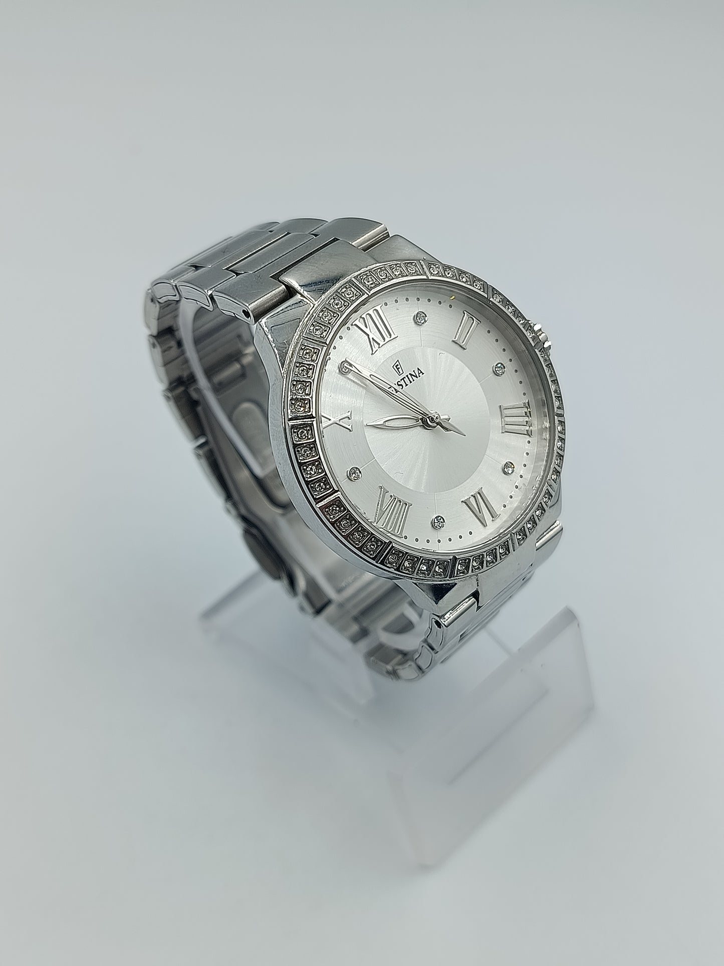 Festina Armbanduhr mit Strasslünette