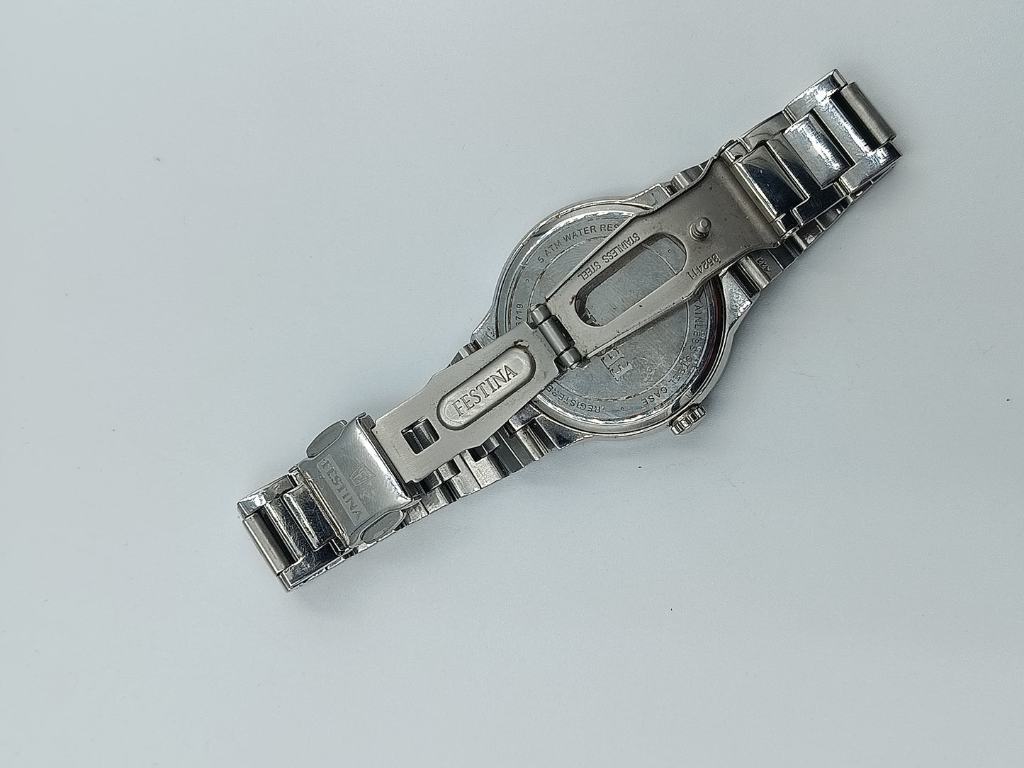 Festina Armbanduhr mit Strasslünette