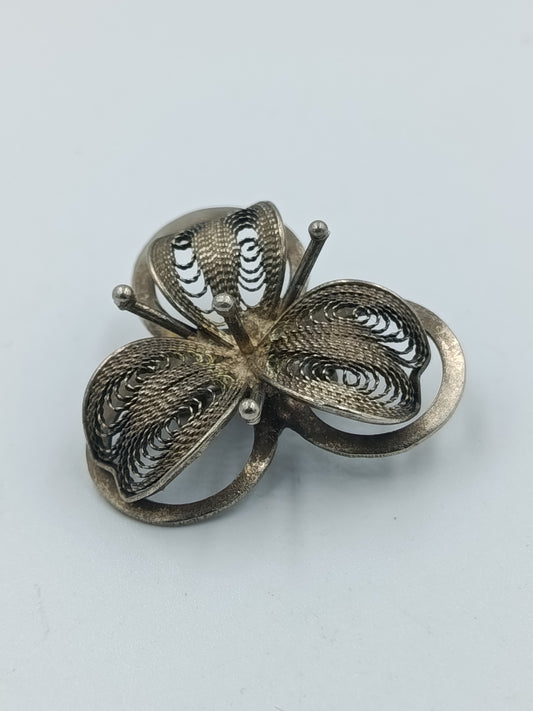Vintage Filigran-Schmetterlingsbrosche aus Silber